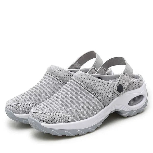 Comfort clogs with air cushion support for back and knee relief