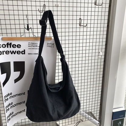 Practical Noa Bag Made of Durable Canvas Material