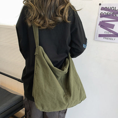 Practical Noa Bag Made of Durable Canvas Material