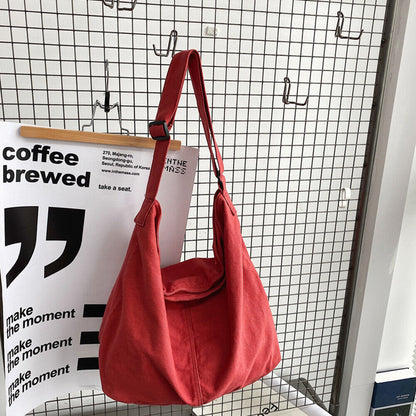 Practical Noa Bag Made of Durable Canvas Material