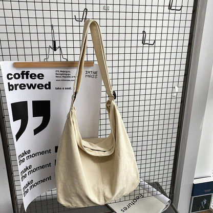 Practical Noa Bag Made of Durable Canvas Material