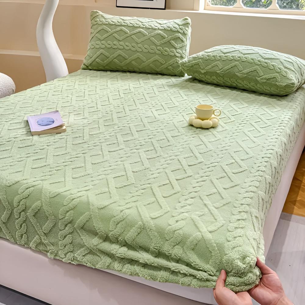 Plush Velvet Sherpa Bedding Ensemble