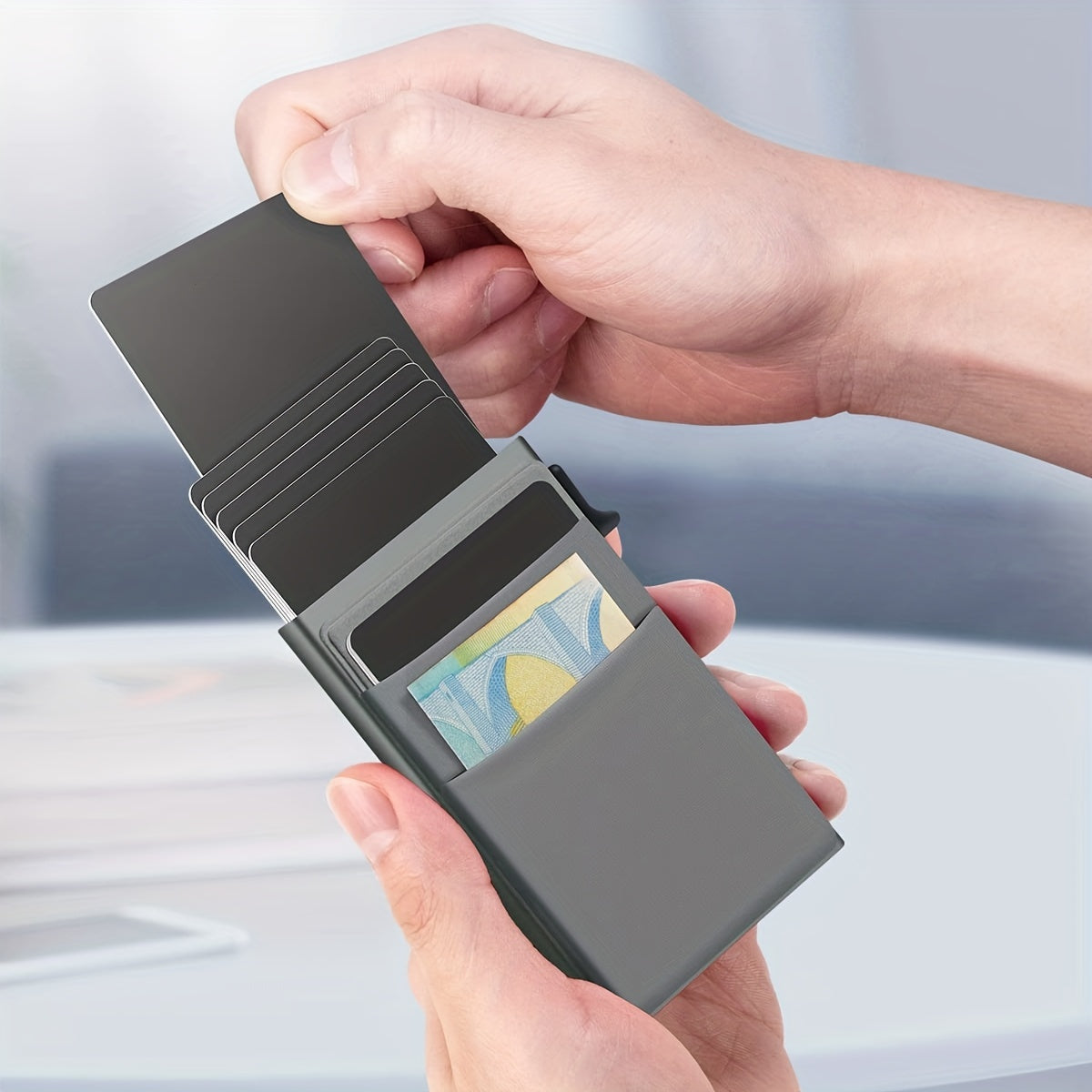 RFID Blocking Card Holder – Automatic Distribution and Large Capacity for Safe Card Storage
