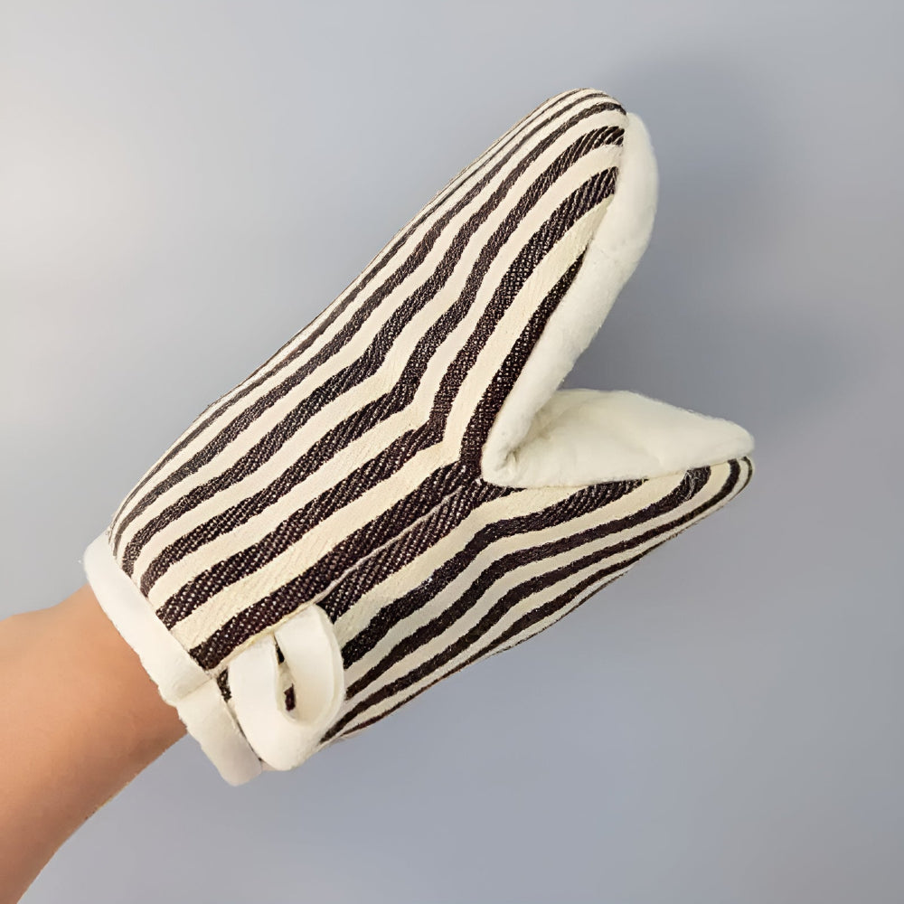 Striped Oven Mitts for Heat Protection