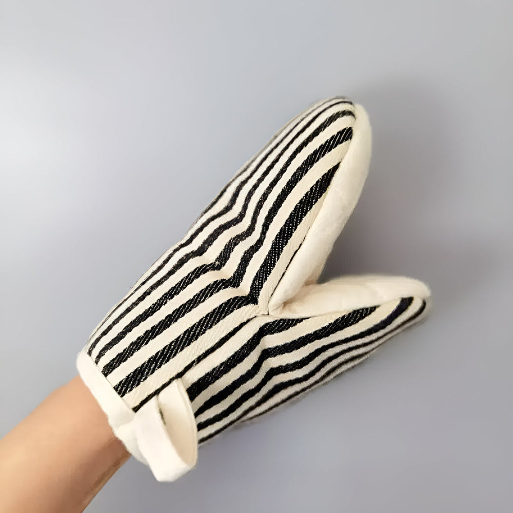 Striped Oven Mitts for Heat Protection