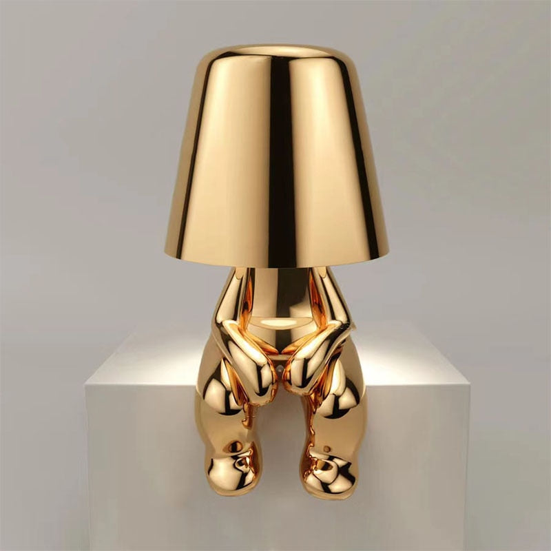 Table lamp with timeless design and gentle light emission