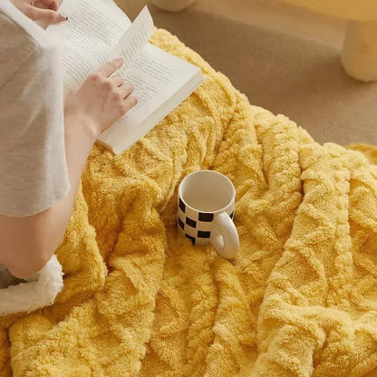 Cozy Lambswool Blanket for Cold Weather - WarmWool
