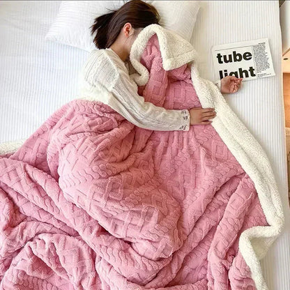 Cozy Lambswool Blanket for Cold Weather - WarmWool
