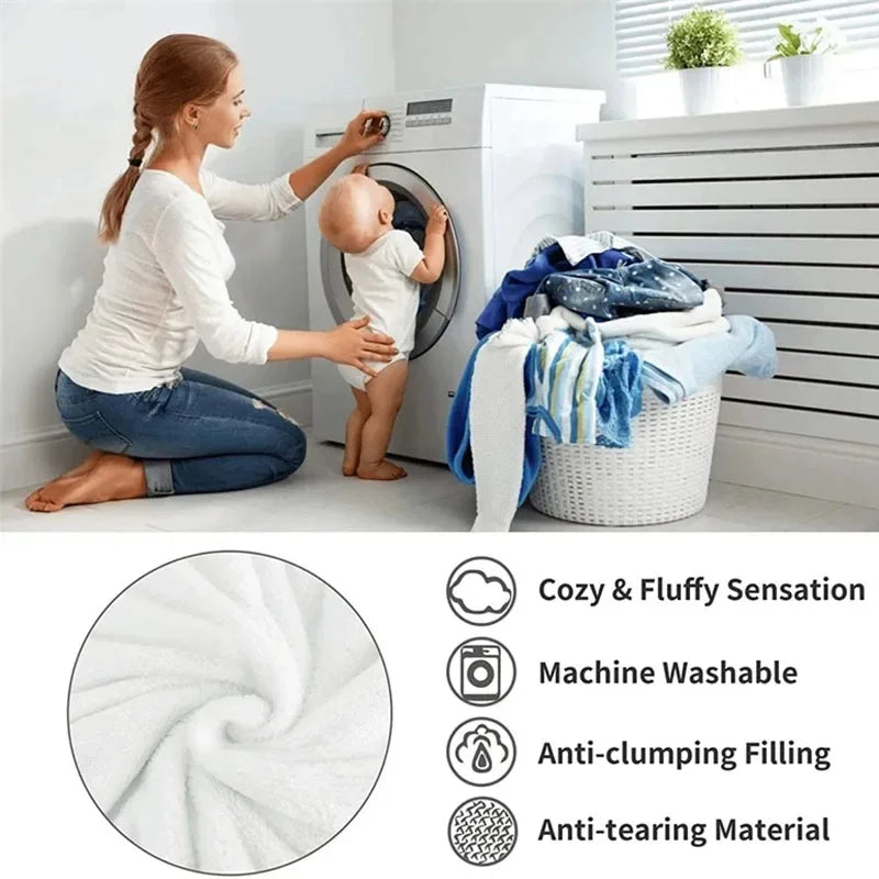Plush Fleece Throw: luxuriously soft, year-round warmth
