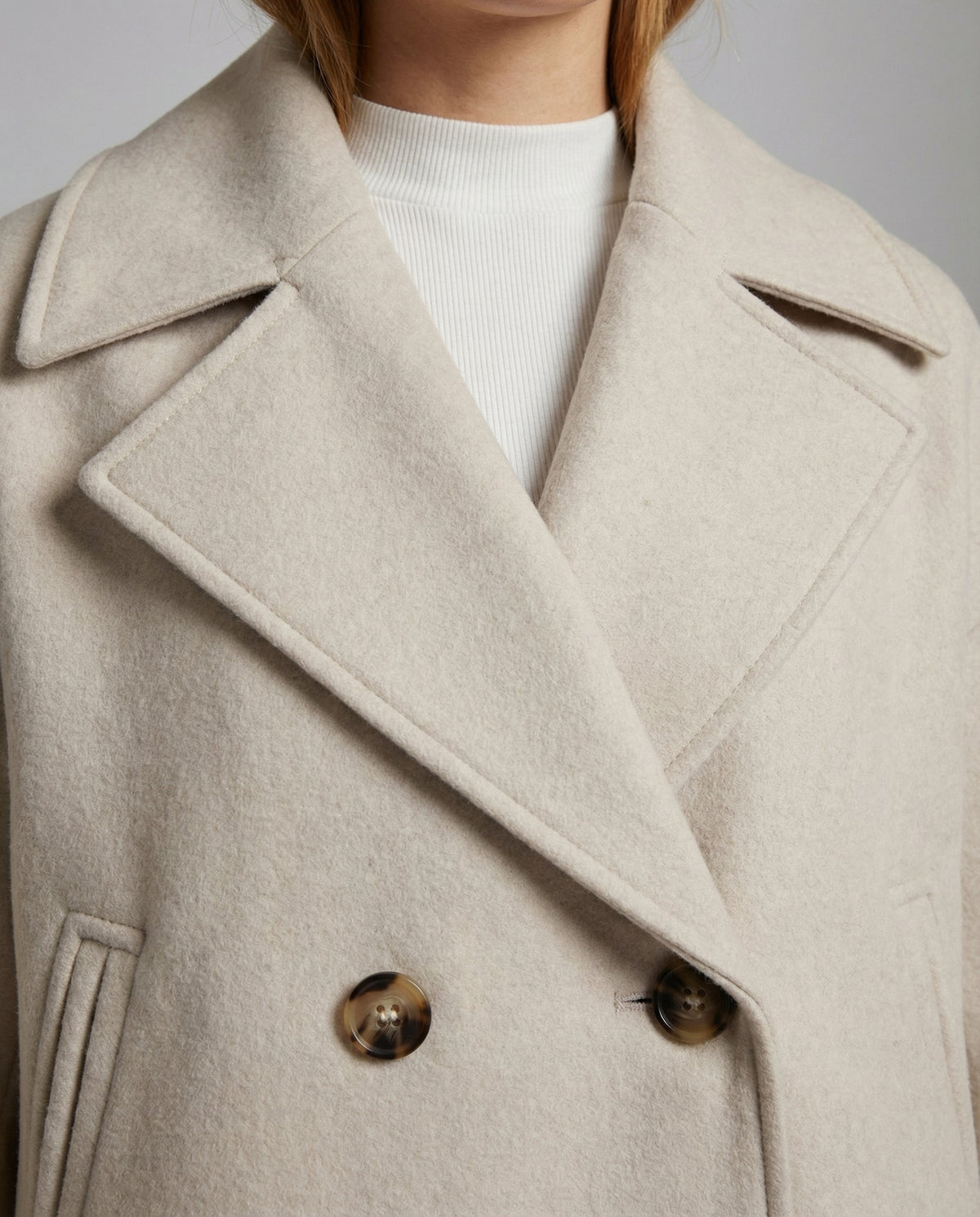 Chic Cropped Double-Breasted Jacket