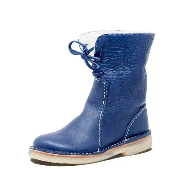 Women's Water-Resistant Leather Boots with Wool Lining in Casual Style